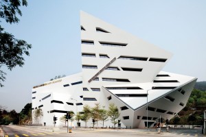 Photo of Studio Daniel Libeskind, The Run Run Shaw Creative Media Centre, Hong Kong, China © Gollings Photography PTY Ltd.